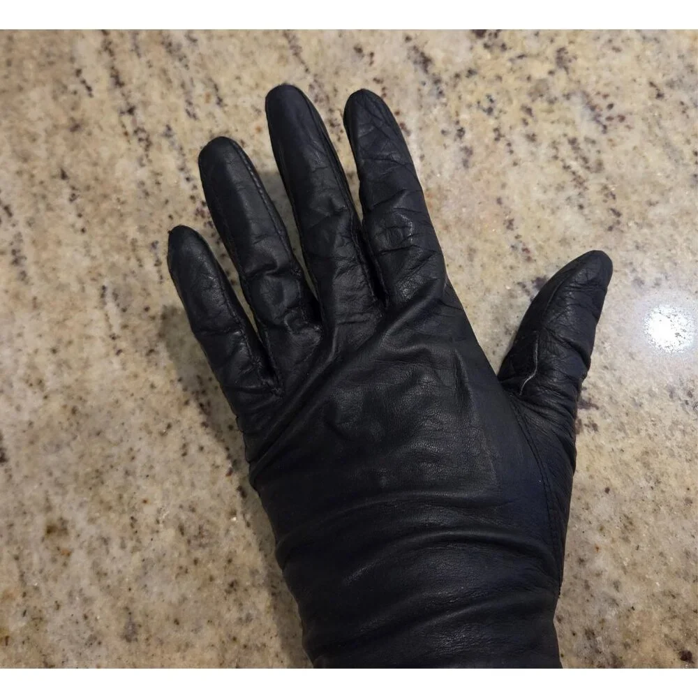 Vintage Womens Size L 7.5 Black Leather Lined Short Gloves Fownes Costume Witch